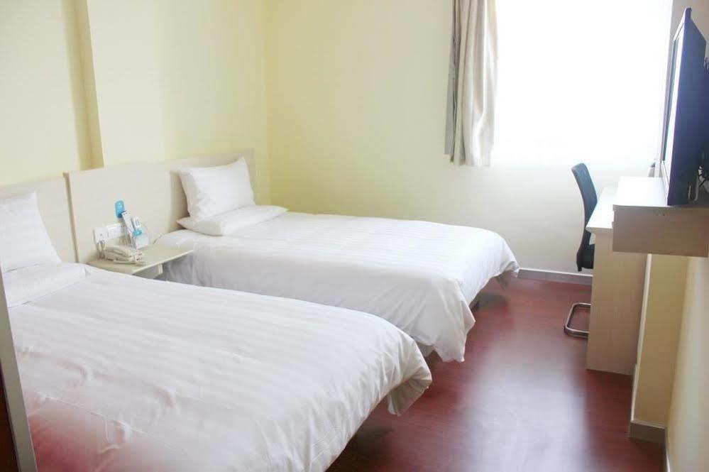 Hanting Hotel Yibin Zhongshan Street Zewnętrze zdjęcie